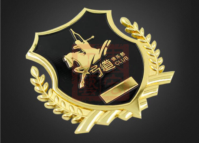 俱樂(lè)部車標(biāo)定制.jpg 俱樂(lè)部車標(biāo)定制.jpg
