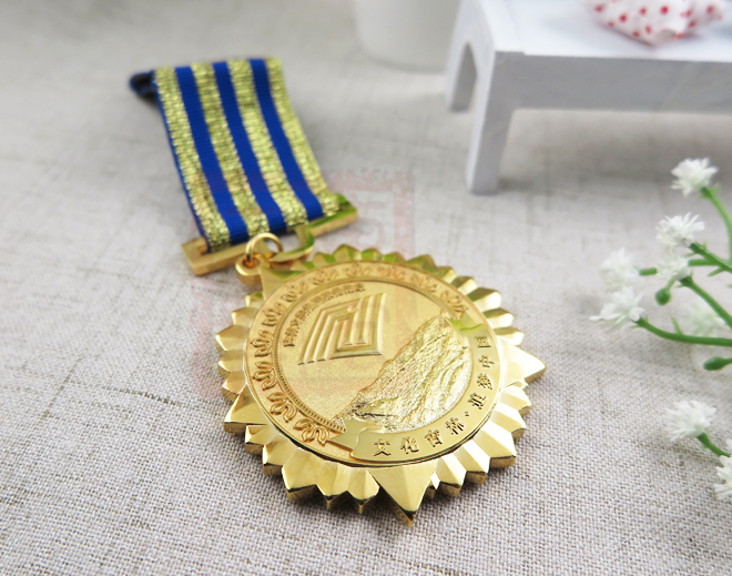 榮譽勛章定制.jpg 榮譽勛章定制.jpg