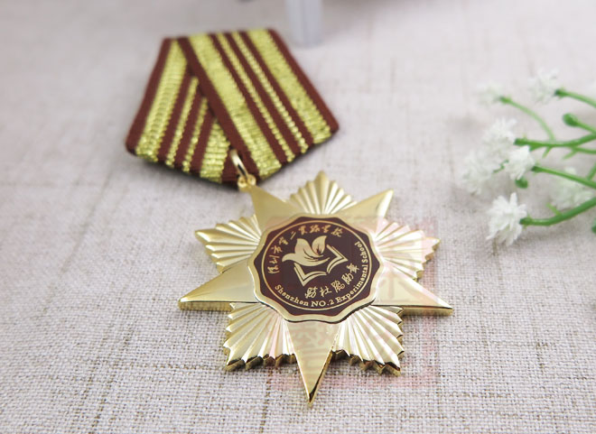 模范獎?wù)轮谱?jpg