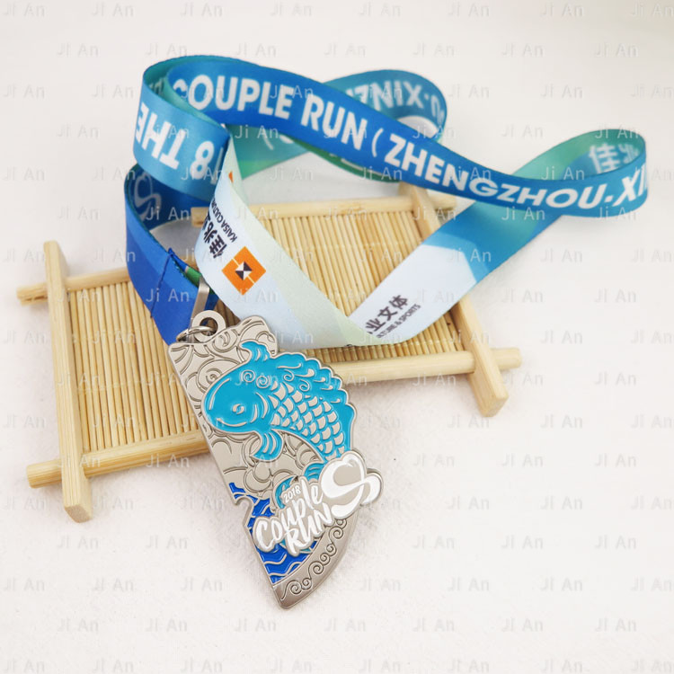 迷你馬拉松獎牌定制.jpg 迷你馬拉松獎牌定制.jpg