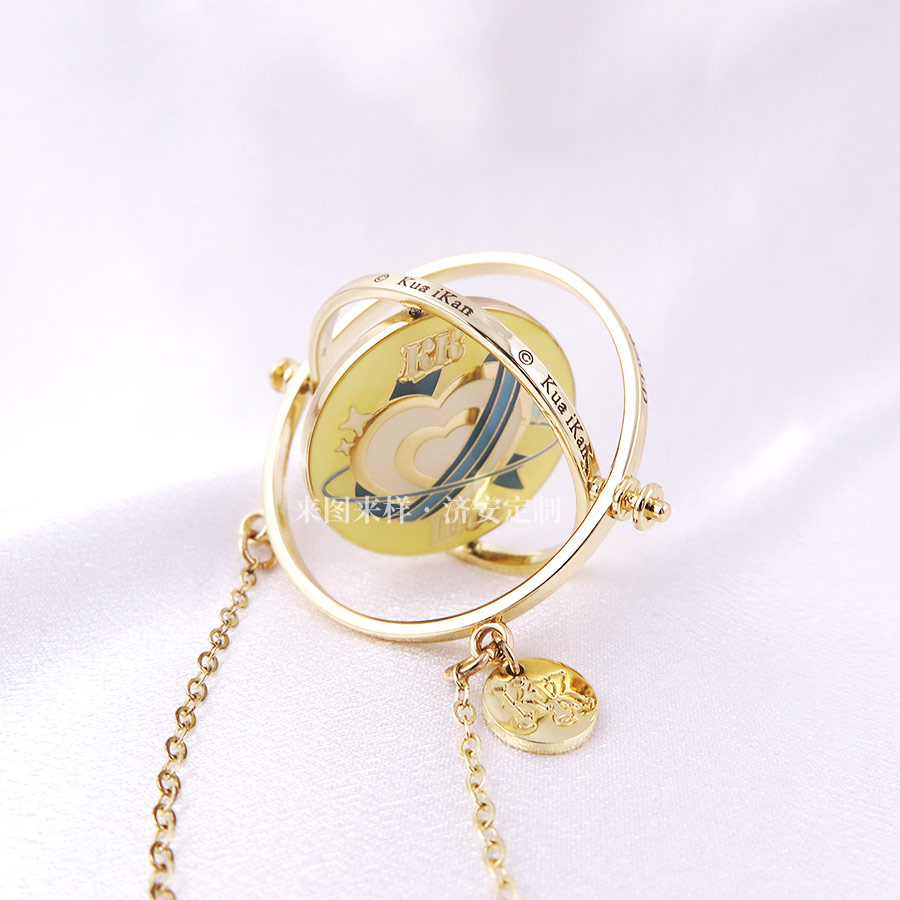 多片式旋轉(zhuǎn)紀(jì)念章_06.jpg 多片式旋轉(zhuǎn)紀(jì)念章_06.jpg