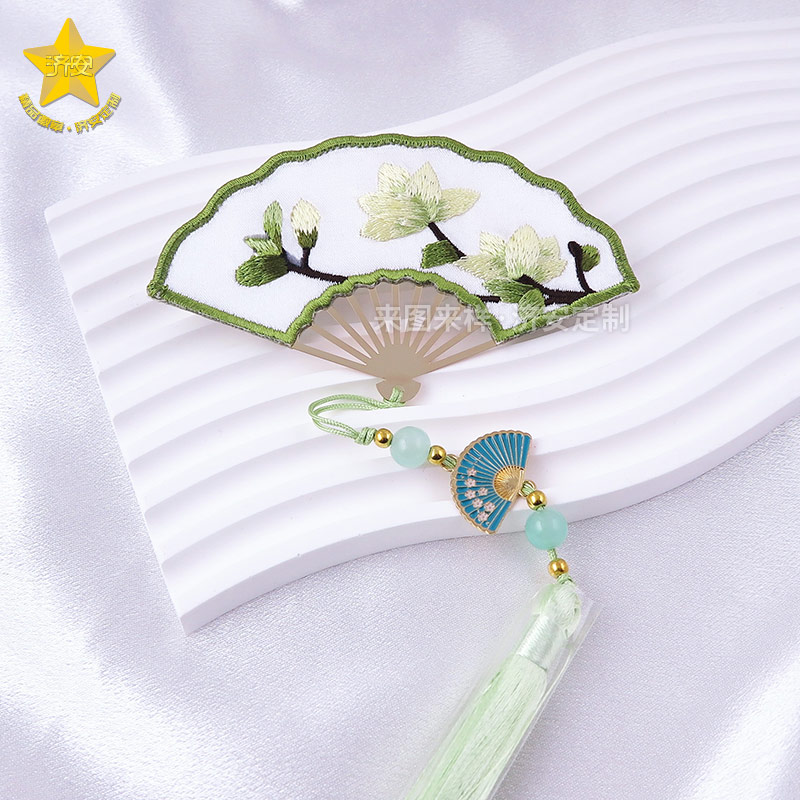 春日之約，濟(jì)安徽章定制工廠還有冰箱貼、鑰匙扣、書(shū)簽！