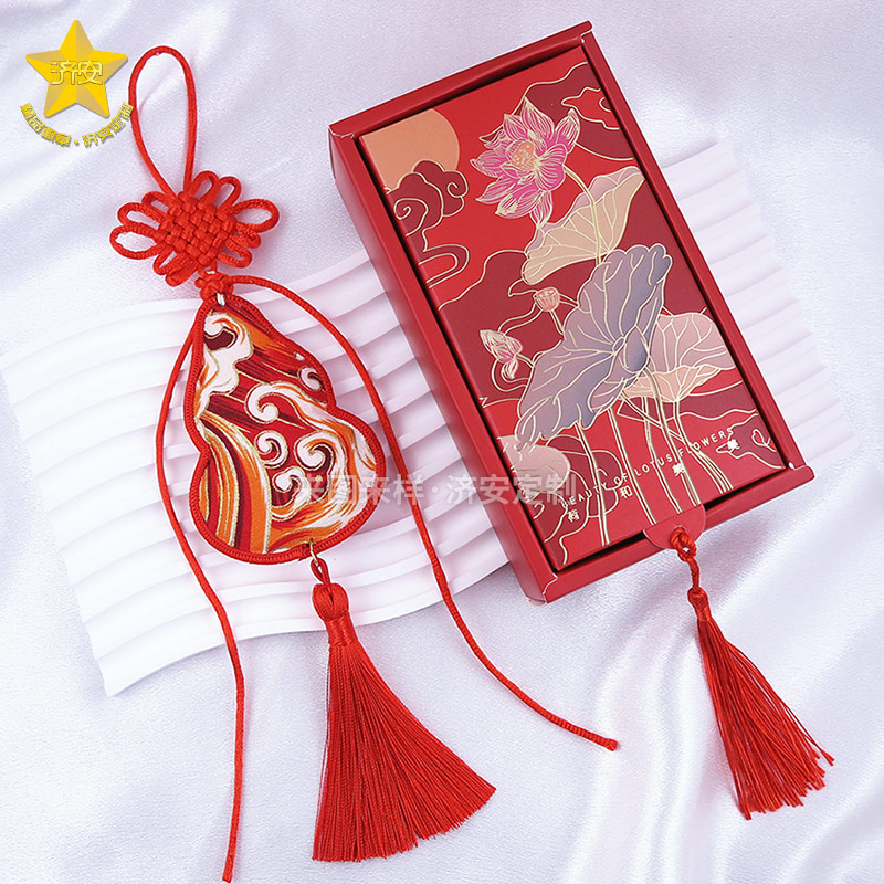 春日之約，濟(jì)安徽章定制工廠還有冰箱貼、鑰匙扣、書(shū)簽！