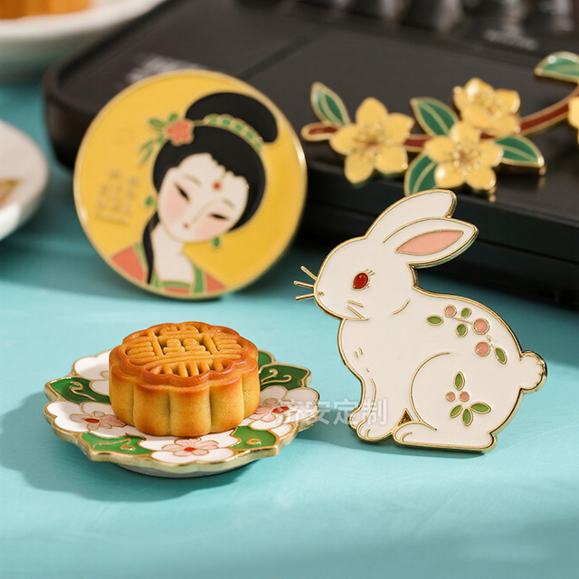 這些中秋文創(chuàng)禮品、潮玩手辦，藏著最溫柔的團(tuán)圓意！