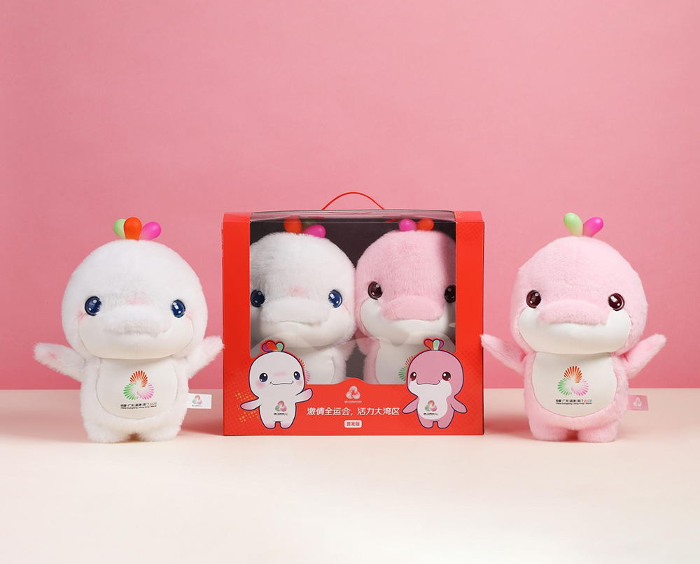 活力“大灣雞”出圈記：全運會吉祥物文創(chuàng)周邊徽章冰箱貼爆火！