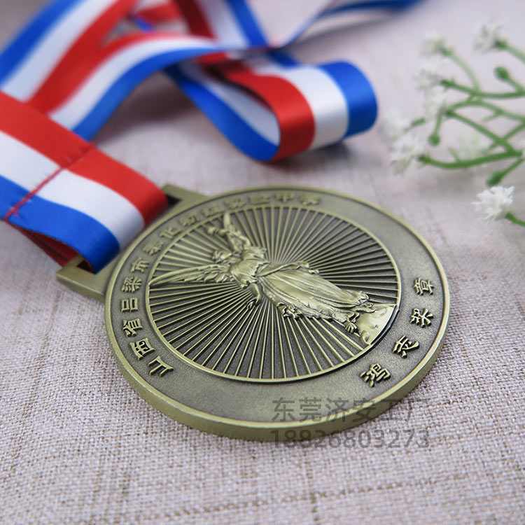 實(shí)驗(yàn)中學(xué)鴻志獎(jiǎng)?wù)露ㄖ茝S家,學(xué)校獎(jiǎng)?wù)陋?jiǎng)牌專業(yè)定做