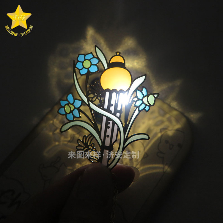 定制你的獨(dú)特藝術(shù)：金屬鏤空上色書簽、樂(lè)器造型透明漆書簽