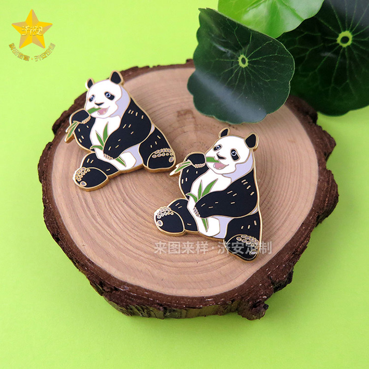 定做熊貓文創(chuàng)周邊徽章：魅力獨(dú)特的紀(jì)念禮品！