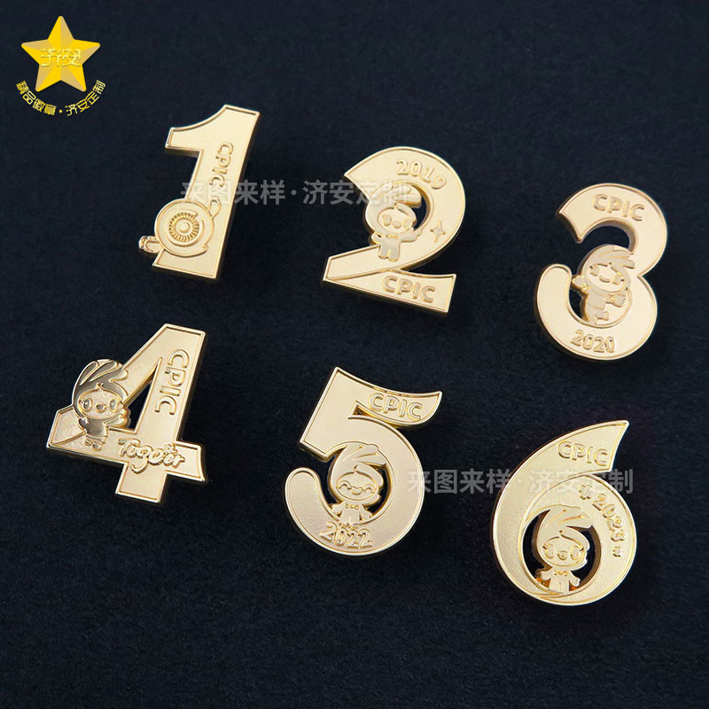 6周年紀(jì)念徽章定制，進(jìn)博會聯(lián)名徽章