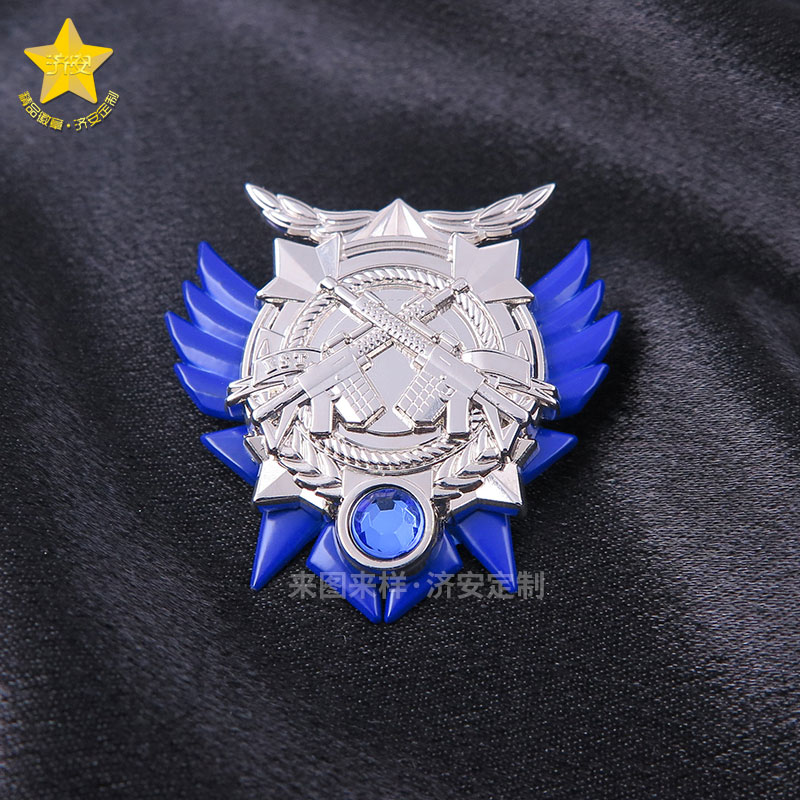 雙層設(shè)計鑲寶石徽章定制