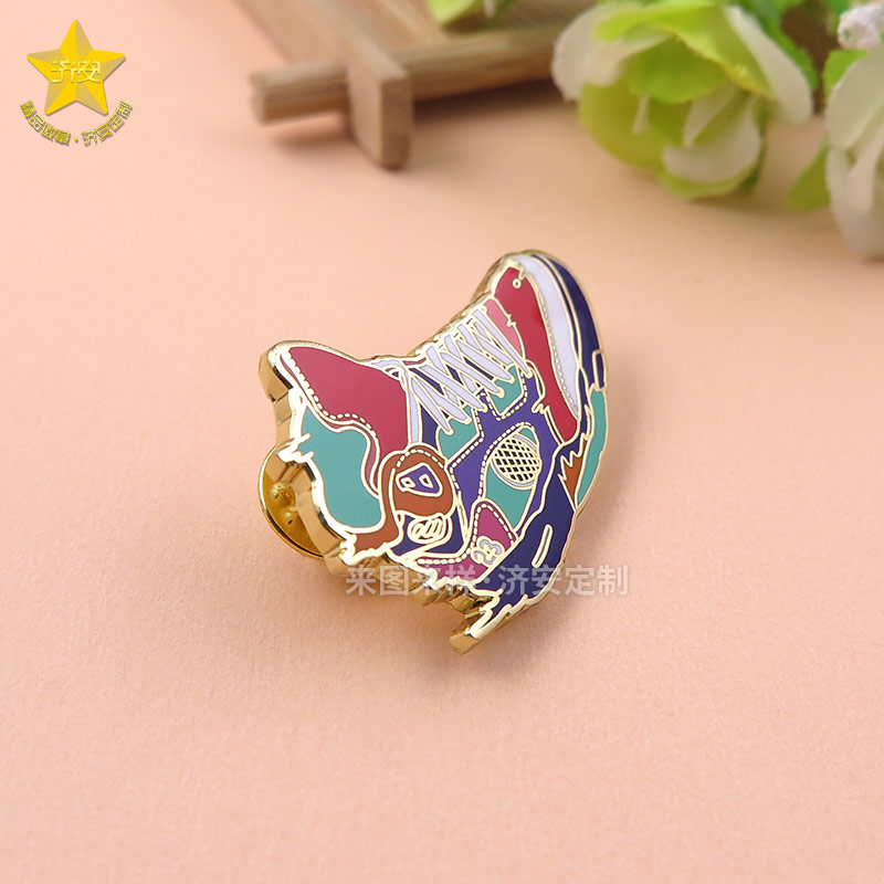 時尚潮流鞋子徽章飾品,創(chuàng)意徽章定制廠家濟安