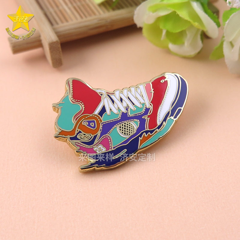 時尚潮流鞋子徽章,創(chuàng)意徽章定制