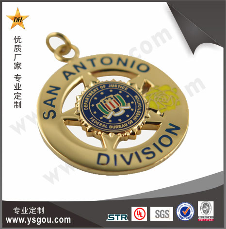 仿琺瑯立體徽章定制，鏤空徽章定做