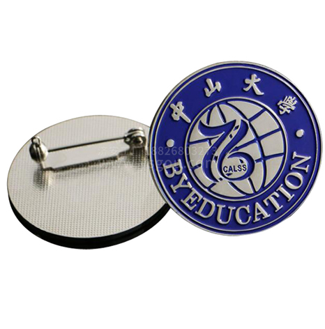 ?；?學(xué)?；照?大學(xué)校徽制作廠家