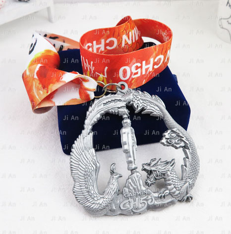 越野挑戰(zhàn)賽獎(jiǎng)牌定做,旋轉(zhuǎn)獎(jiǎng)牌定做