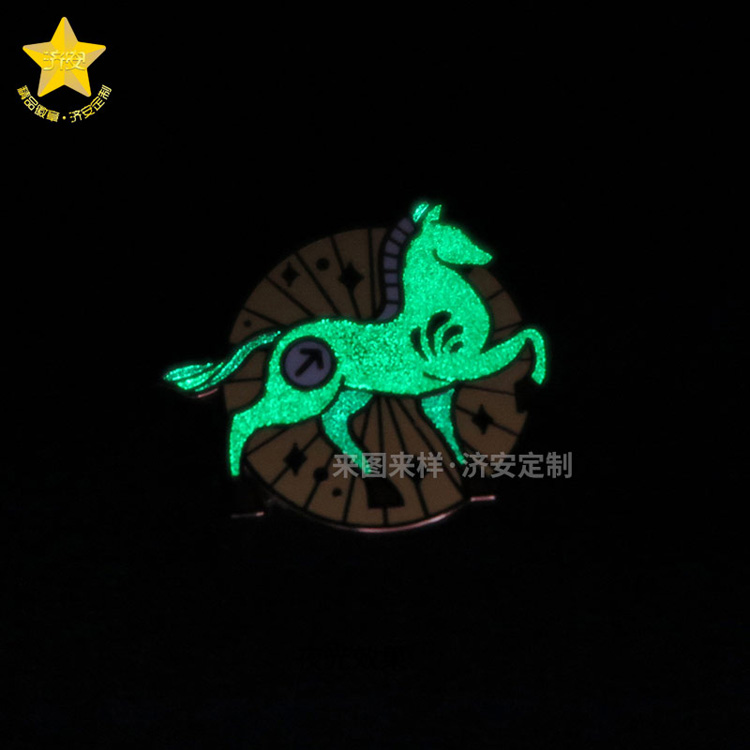 夜光徽章定制，甘肅旅游文創(chuàng)徽章定制