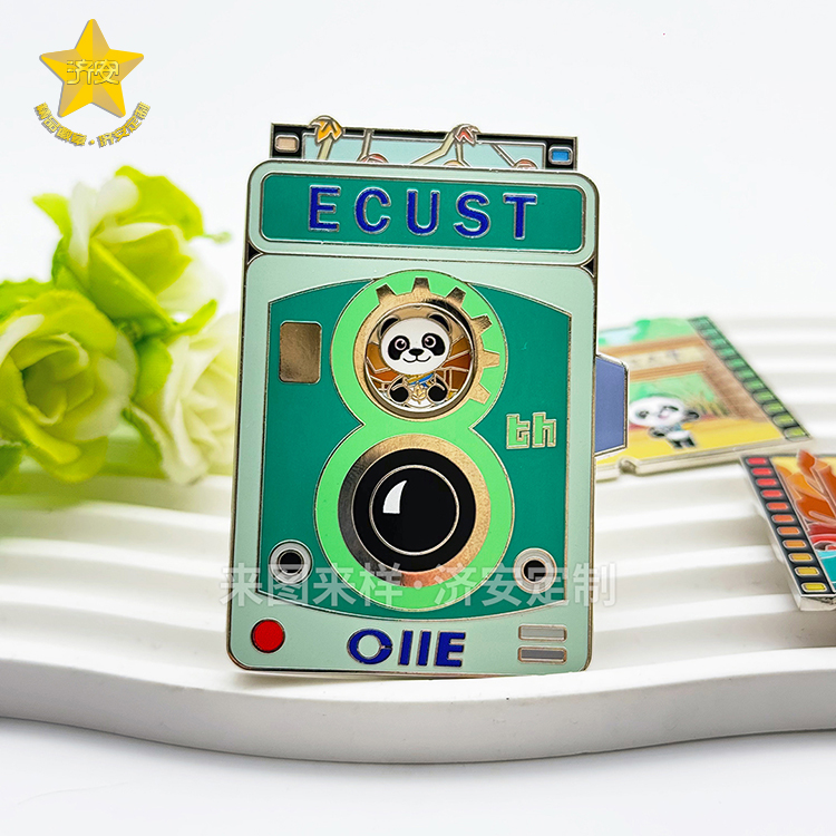 進博會相機徽章校園文創(chuàng)活動紀(jì)念品